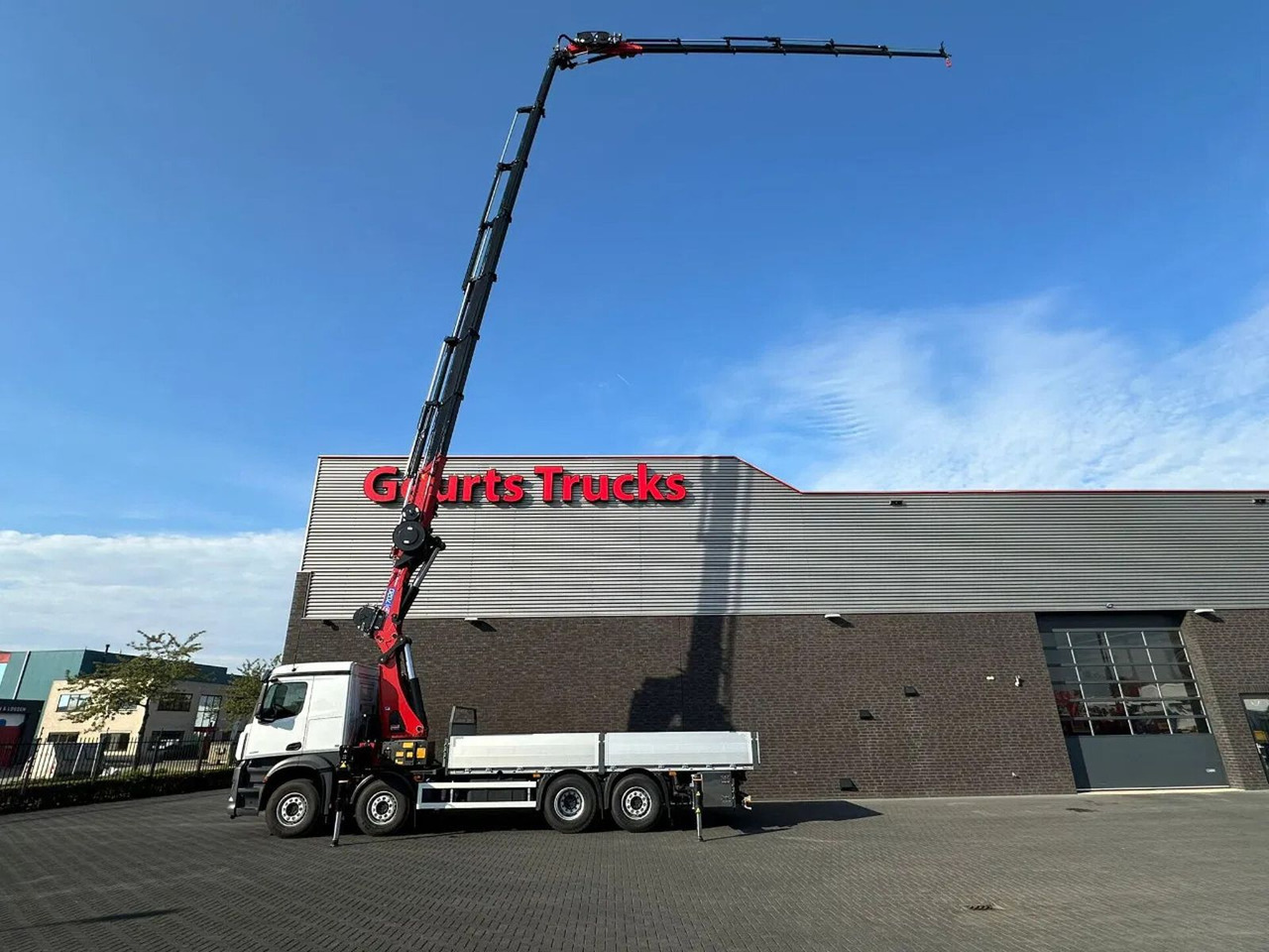 Mercedes-Benz Arocs 3251 8X2 + HMF 7020-K7 FJ 1400-K6 KRAAN/KR - Vinçli kamyon: fotoğraf 4 Mercedes-Benz Arocs 3251 8X2 + HMF 7020-K7 FJ 1400-K6 KRAAN/KR - Vinçli kamyon: fotoğraf 4