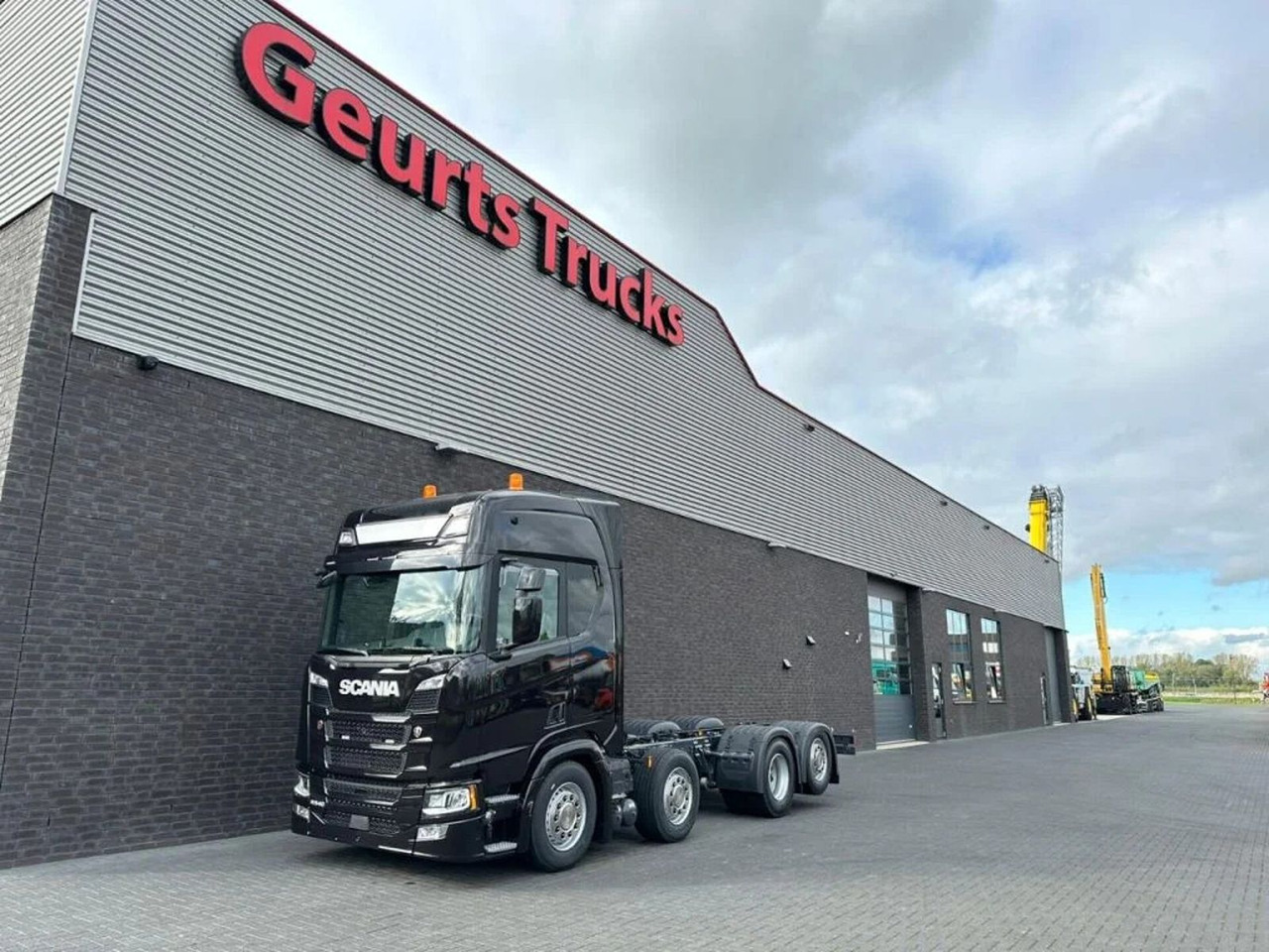 Scania R540 NGS 8X2 CHASSIS NIEUW/NEUE/NEW FULL OPTIONS - Şasi kamyon: fotoğraf 2 Scania R540 NGS 8X2 CHASSIS NIEUW/NEUE/NEW FULL OPTIONS - Şasi kamyon: fotoğraf 2