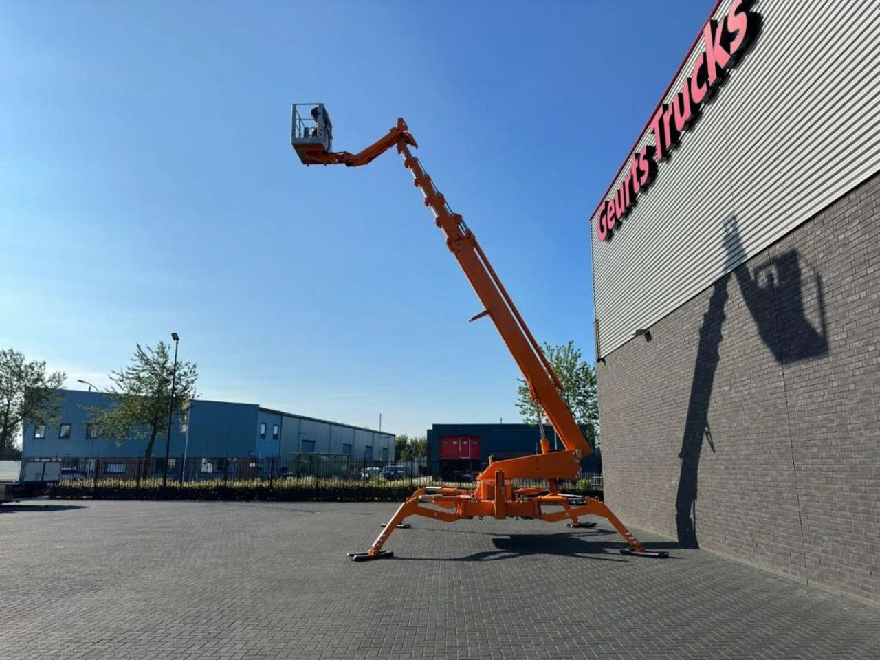 Teupen LEO 36T TELESCOPIC SPIDER HOOGWERK - Araç üzerine platform: fotoğraf 5 Teupen LEO 36T TELESCOPIC SPIDER HOOGWERK - Araç üzerine platform: fotoğraf 5