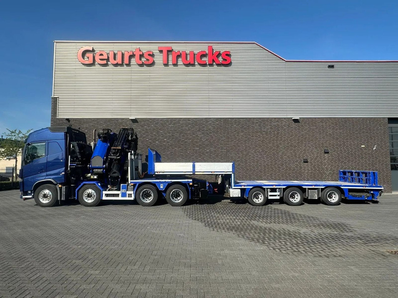 Volvo FH 540 8X4 TREKKER / BAKWAGEN MET PALFINGER PK13 - Vinçli kamyon: fotoğraf 1 Volvo FH 540 8X4 TREKKER / BAKWAGEN MET PALFINGER PK13 - Vinçli kamyon: fotoğraf 1