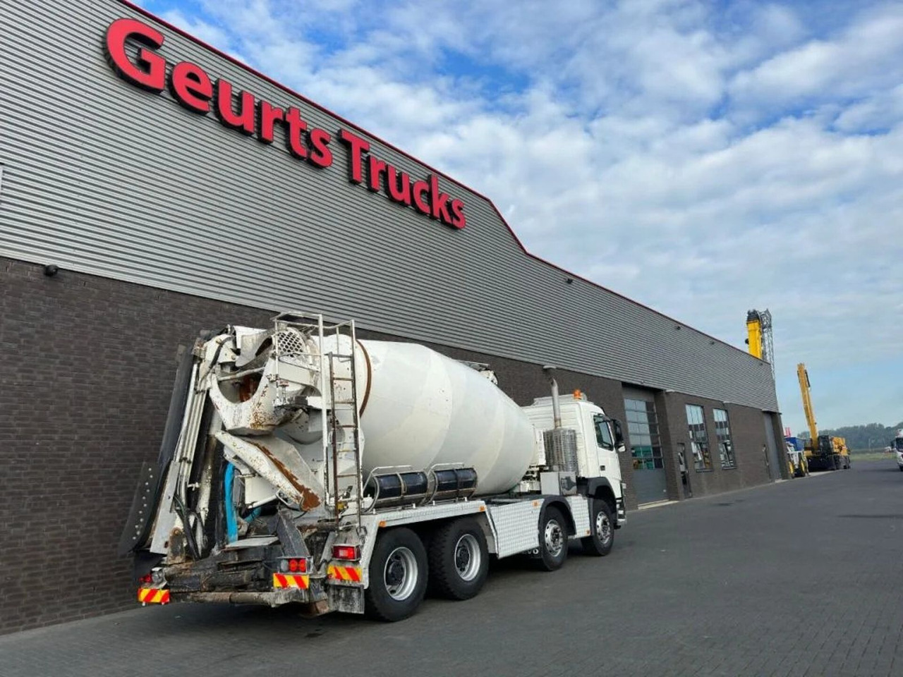 Volvo FM 410 8X4 + STETTER 9 M3 MIXER/MISCHER + THEAM - Transmikser: fotoğraf 5 Volvo FM 410 8X4 + STETTER 9 M3 MIXER/MISCHER + THEAM - Transmikser: fotoğraf 5