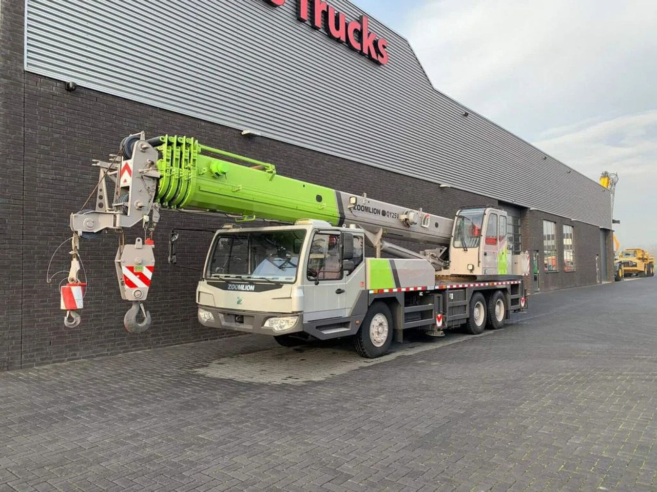 Zoomlion QY25V51.5 25 TONS CRANE/KRAN/GRUA/KRAAN - Kule vinç: fotoğraf 2 Zoomlion QY25V51.5 25 TONS CRANE/KRAN/GRUA/KRAAN - Kule vinç: fotoğraf 2