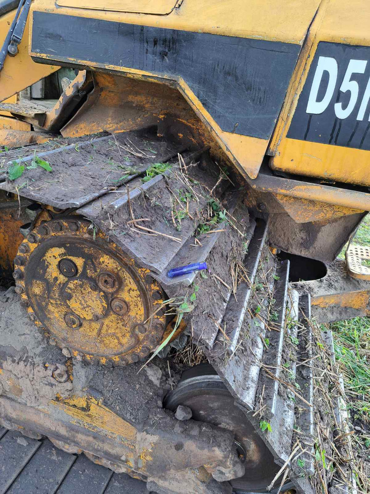 CATERPILLAR D5 M - Buldozer: fotoğraf 4 CATERPILLAR D5 M - Buldozer: fotoğraf 4