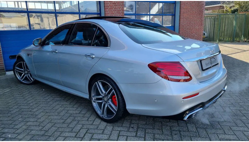 Mercedes-Benz E-Klasse 63 S, 4 Matic AMG..... Premium plus. - Binek araba: fotoğraf 4 Mercedes-Benz E-Klasse 63 S, 4 Matic AMG..... Premium plus. - Binek araba: fotoğraf 4
