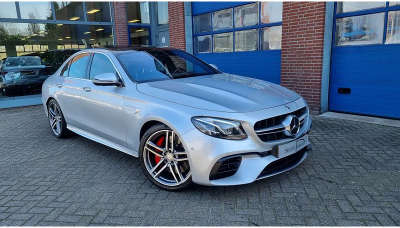 Mercedes-Benz E-Klasse 63 S, 4 Matic AMG..... Premium plus. - Binek araba: fotoğraf 1 Mercedes-Benz E-Klasse 63 S, 4 Matic AMG..... Premium plus. - Binek araba: fotoğraf 1