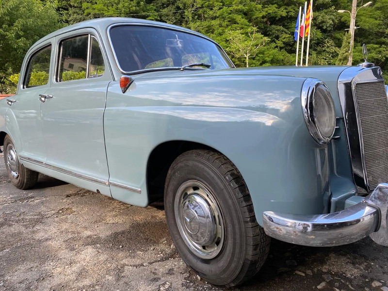 Mercedes-Benz ponton geheel gerestaureerd 180 - Binek araba: fotoğraf 2 Mercedes-Benz ponton geheel gerestaureerd 180 - Binek araba: fotoğraf 2