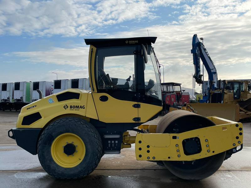Bomag BW177D-5 | Airconditioning EPA /EU Stage V - Silindir makinesi: fotoğraf 5 Bomag BW177D-5 | Airconditioning EPA /EU Stage V - Silindir makinesi: fotoğraf 5