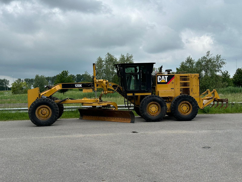 Caterpillar 120K - Greyder: fotoğraf 1 Caterpillar 120K - Greyder: fotoğraf 1