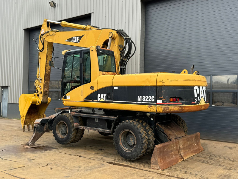 Caterpillar M322C - Hydraulic stabilizers / VA Triple boom / CE-certified, - Tekerlekli ekskavatör: fotoğraf 3 Caterpillar M322C - Hydraulic stabilizers / VA Triple boom / CE-certified, - Tekerlekli ekskavatör: fotoğraf 3