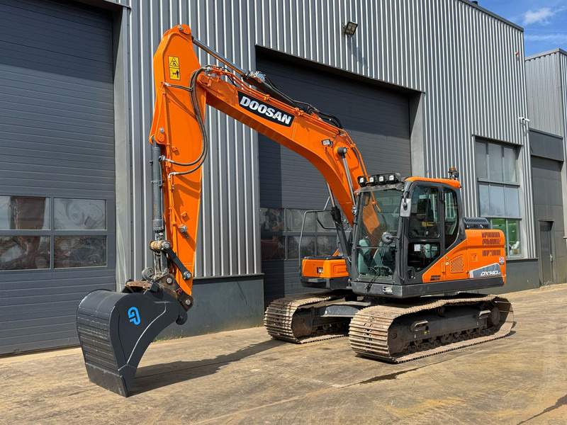 Doosan DX140LC-5 - CE / Verachtert CW30 - GP edge bucket - Paletli ekskavatör: fotoğraf 2 Doosan DX140LC-5 - CE / Verachtert CW30 - GP edge bucket - Paletli ekskavatör: fotoğraf 2