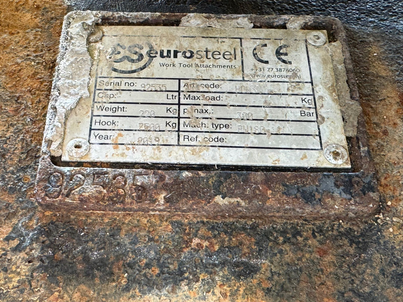 Tekerlekli ekskavatör Komatsu PW180-11: fotoğraf 14