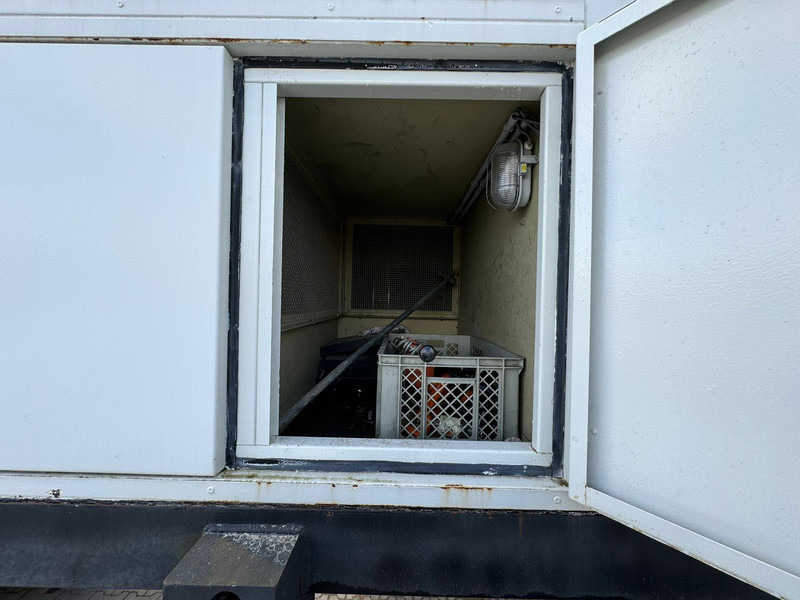 Olympian GEP165 150kVA Generator set on trailer finansal kiralama Olympian GEP165 150kVA Generator set on trailer: fotoğraf 9 Olympian GEP165 150kVA Generator set on trailer finansal kiralama Olympian GEP165 150kVA Generator set on trailer: fotoğraf 9