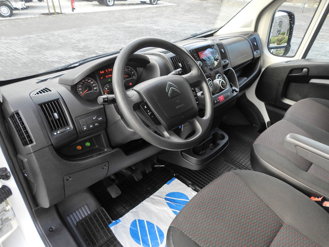 CITROEN JUMPER BOX DELIVERY VAN 6 SEATS AIR CONDITIONING 140HP - Panelvan: fotoğraf 2 CITROEN JUMPER BOX DELIVERY VAN 6 SEATS AIR CONDITIONING 140HP - Panelvan: fotoğraf 2