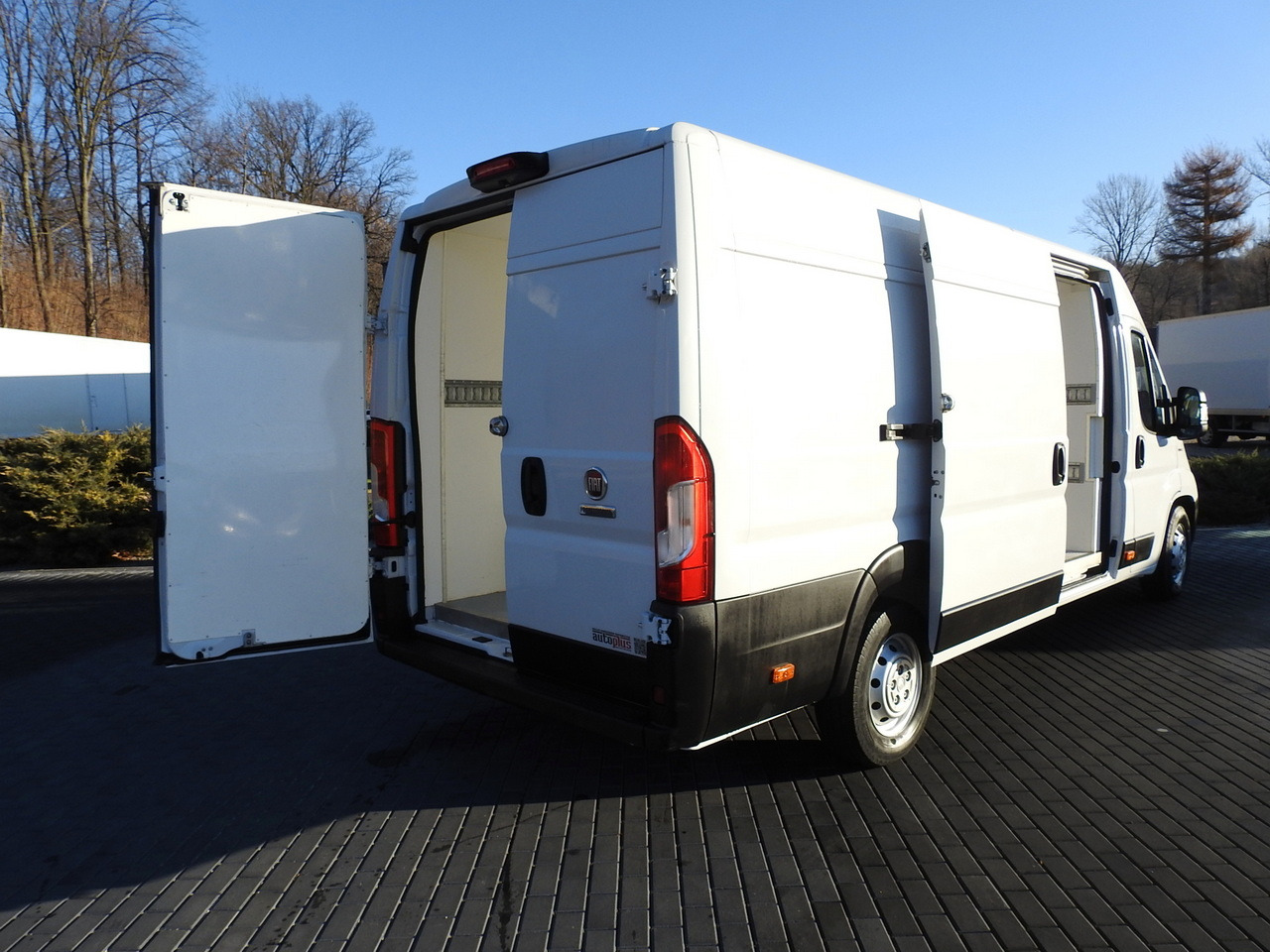 FIAT DUCATO REFRIGERATOR VAN -10*C POWER SUPPLY 230V AIR CONDITIONING 175HP - Frigorifik kamyonet: fotoğraf 3 FIAT DUCATO REFRIGERATOR VAN -10*C POWER SUPPLY 230V AIR CONDITIONING 175HP - Frigorifik kamyonet: fotoğraf 3