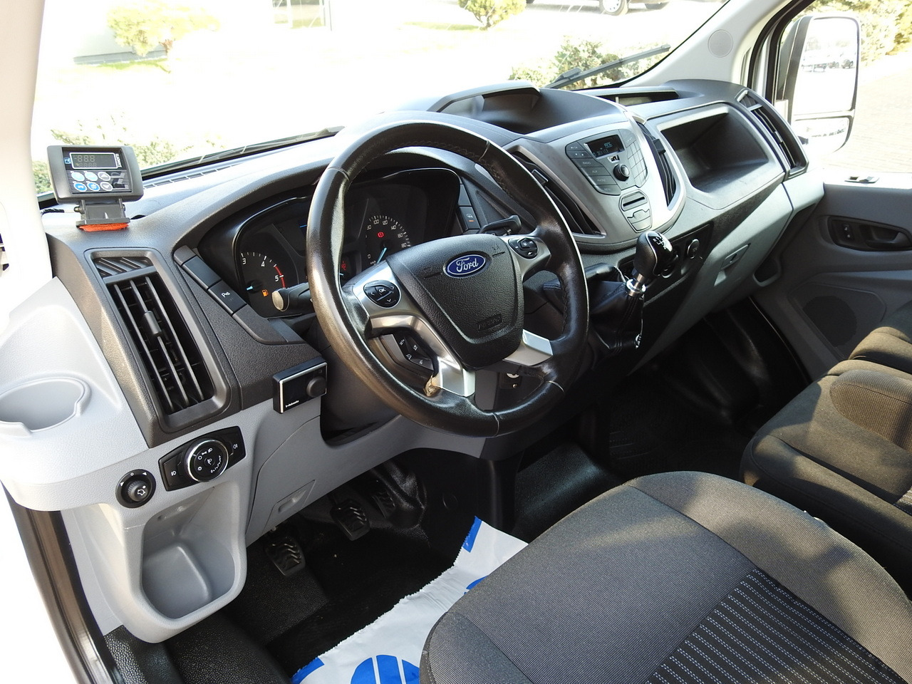 FORD TRANSIT REFRIGERATOR VAN 0°C HEATING FUNCTION CRUISE CONTROL LED LIGHTS AIR CONDITIONING 130HP - Frigorifik kamyonet: fotoğraf 2 FORD TRANSIT REFRIGERATOR VAN 0°C HEATING FUNCTION CRUISE CONTROL LED LIGHTS AIR CONDITIONING 130HP - Frigorifik kamyonet: fotoğraf 2