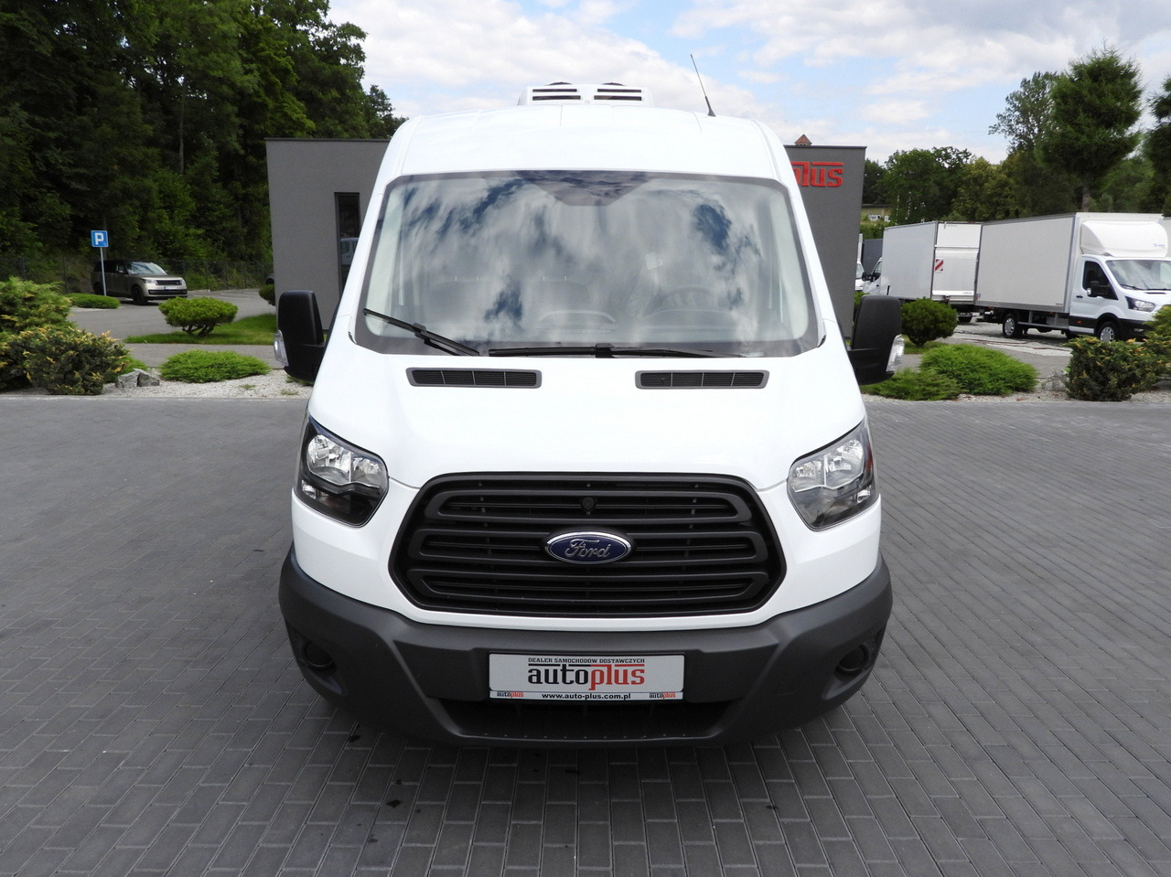 FORD TRANSIT REFRIGERATOR VAN 5*C AIR CONDITIONING 105HP - Frigorifik kamyonet: fotoğraf 5 FORD TRANSIT REFRIGERATOR VAN 5*C AIR CONDITIONING 105HP - Frigorifik kamyonet: fotoğraf 5