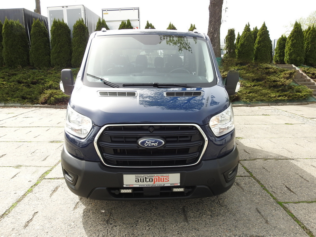 FORD TRANSIT STAKE BODY DOUBLE CABIN DOKA 7 SEATS CRUISE CONTROL AIR CONDITIONING LED LIGHTS 130HP - Çift kabin kamyonet: fotoğraf 5 FORD TRANSIT STAKE BODY DOUBLE CABIN DOKA 7 SEATS CRUISE CONTROL AIR CONDITIONING LED LIGHTS 130HP - Çift kabin kamyonet: fotoğraf 5