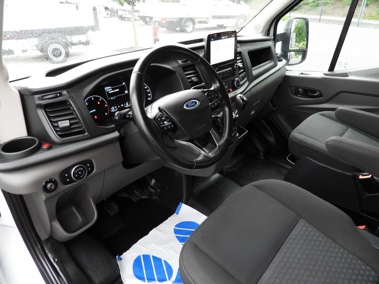 FORD TRANSIT TARPAULIN 10 PALLETS WEBASTO CRUISE CONTROL LED LIGHTS PNEUMATICS AIR CONDITIONING 160HP - Tenteli kamyonet: fotoğraf 2 FORD TRANSIT TARPAULIN 10 PALLETS WEBASTO CRUISE CONTROL LED LIGHTS PNEUMATICS AIR CONDITIONING 160HP - Tenteli kamyonet: fotoğraf 2