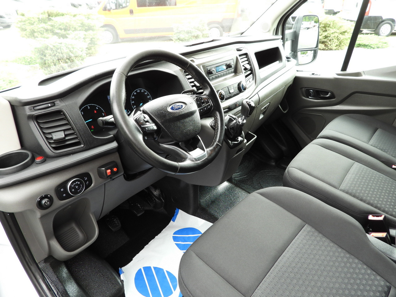 FORD TRANSIT TARPAULIN 8 PALLETS CRUISE CONTROL LED LIGHTS TWIN WHEELS AIR CONDITIONING 130HP - Tenteli kamyonet: fotoğraf 2 FORD TRANSIT TARPAULIN 8 PALLETS CRUISE CONTROL LED LIGHTS TWIN WHEELS AIR CONDITIONING 130HP - Tenteli kamyonet: fotoğraf 2