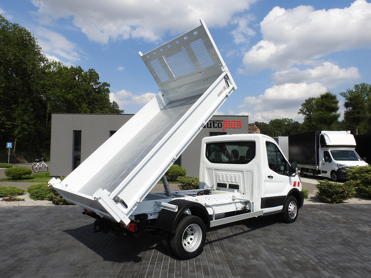 FORD TRANSIT TIPPER CRUISE CONTROL AIR CONDITIONING TWIN WHEELS 170HP - Damperli kamyonet: fotoğraf 3 FORD TRANSIT TIPPER CRUISE CONTROL AIR CONDITIONING TWIN WHEELS 170HP - Damperli kamyonet: fotoğraf 3