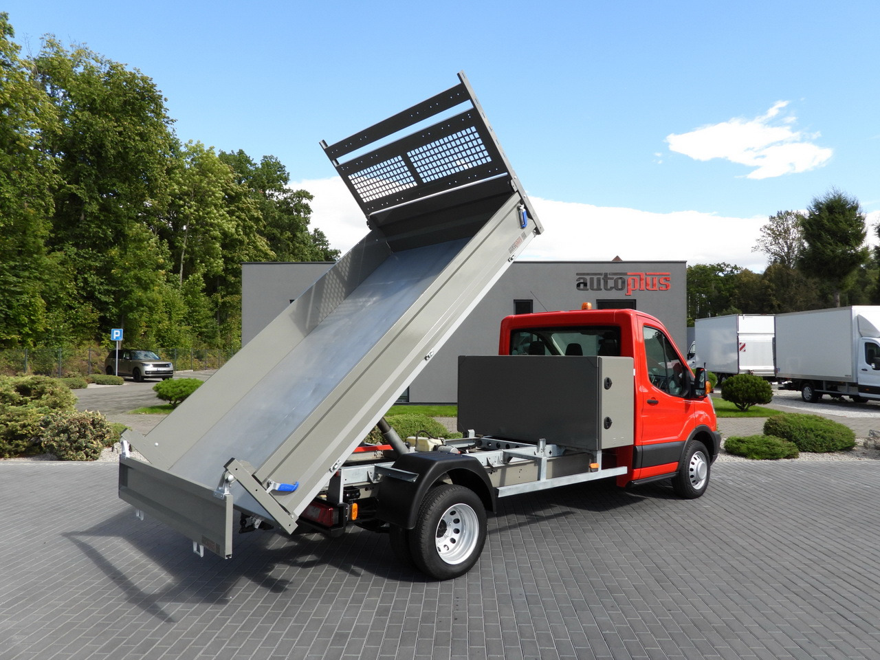 FORD TRANSIT TIPPER CRUISE CONTROL LED LIGHTS TWIN WHEELS AIR CONDITIONING 170HP - Damperli kamyonet: fotoğraf 3 FORD TRANSIT TIPPER CRUISE CONTROL LED LIGHTS TWIN WHEELS AIR CONDITIONING 170HP - Damperli kamyonet: fotoğraf 3