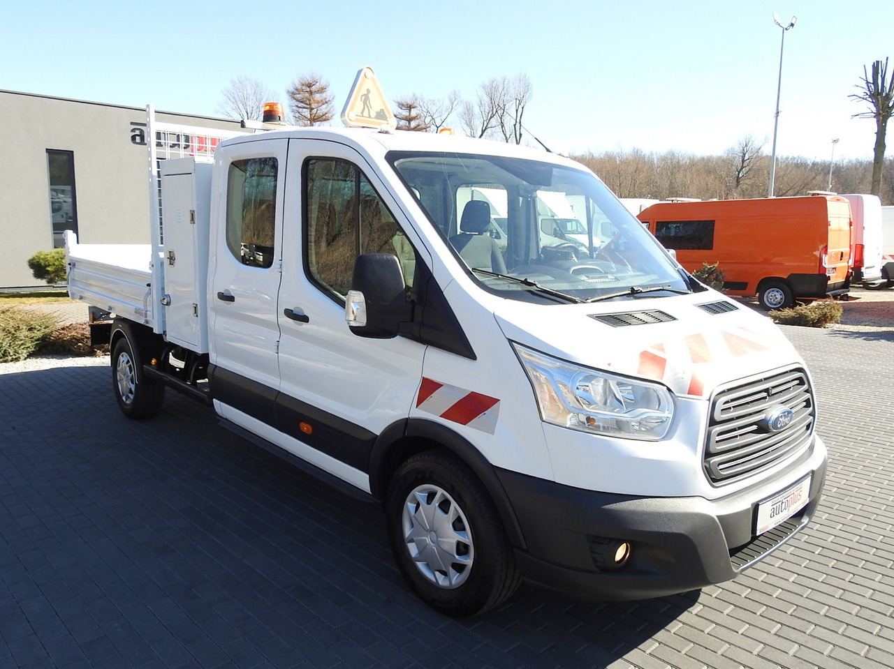 FORD TRANSIT TIPPER DOUBLE CABIN DOKA 6 SEATS CRUISE CONTROL AIR CONDITIONING 130HP - Damperli kamyonet: fotoğraf 4 FORD TRANSIT TIPPER DOUBLE CABIN DOKA 6 SEATS CRUISE CONTROL AIR CONDITIONING 130HP - Damperli kamyonet: fotoğraf 4