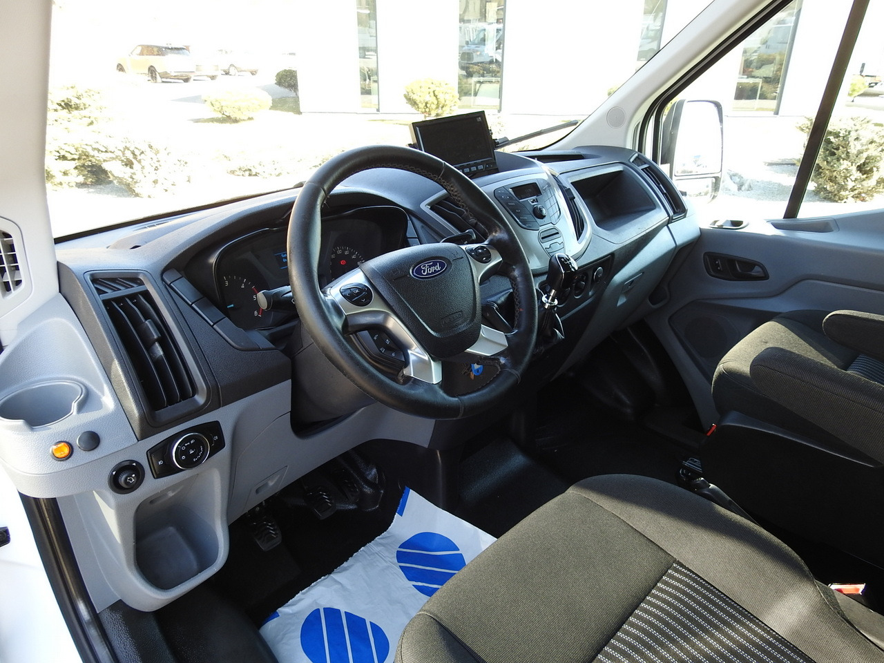 FORD TRANSIT TIPPER DOUBLE CABIN DOKA 6 SEATS CRUISE CONTROL AIR CONDITIONING 130HP - Damperli kamyonet: fotoğraf 2 FORD TRANSIT TIPPER DOUBLE CABIN DOKA 6 SEATS CRUISE CONTROL AIR CONDITIONING 130HP - Damperli kamyonet: fotoğraf 2