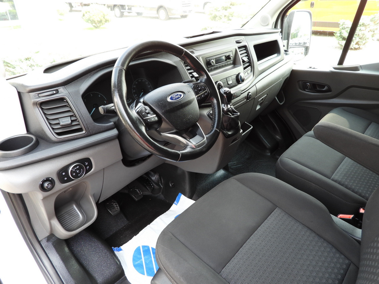 FORD TRANSIT VAN CRUISE CONTROL LED LIGHTS AIR CONDITIONING 130HP - Panelvan: fotoğraf 2 FORD TRANSIT VAN CRUISE CONTROL LED LIGHTS AIR CONDITIONING 130HP - Panelvan: fotoğraf 2
