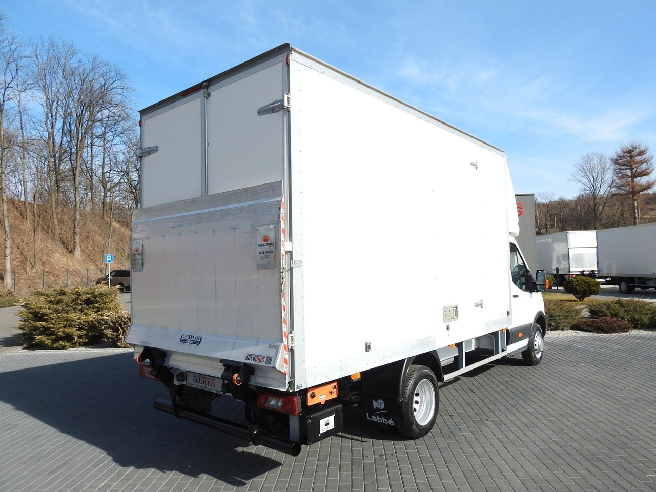 Ford TRANSIT KOFFER AUFZUG 8 PALETTEN TEMPOMAT LED - Kapalı kasa kamyonet: fotoğraf 3 Ford TRANSIT KOFFER AUFZUG 8 PALETTEN TEMPOMAT LED - Kapalı kasa kamyonet: fotoğraf 3