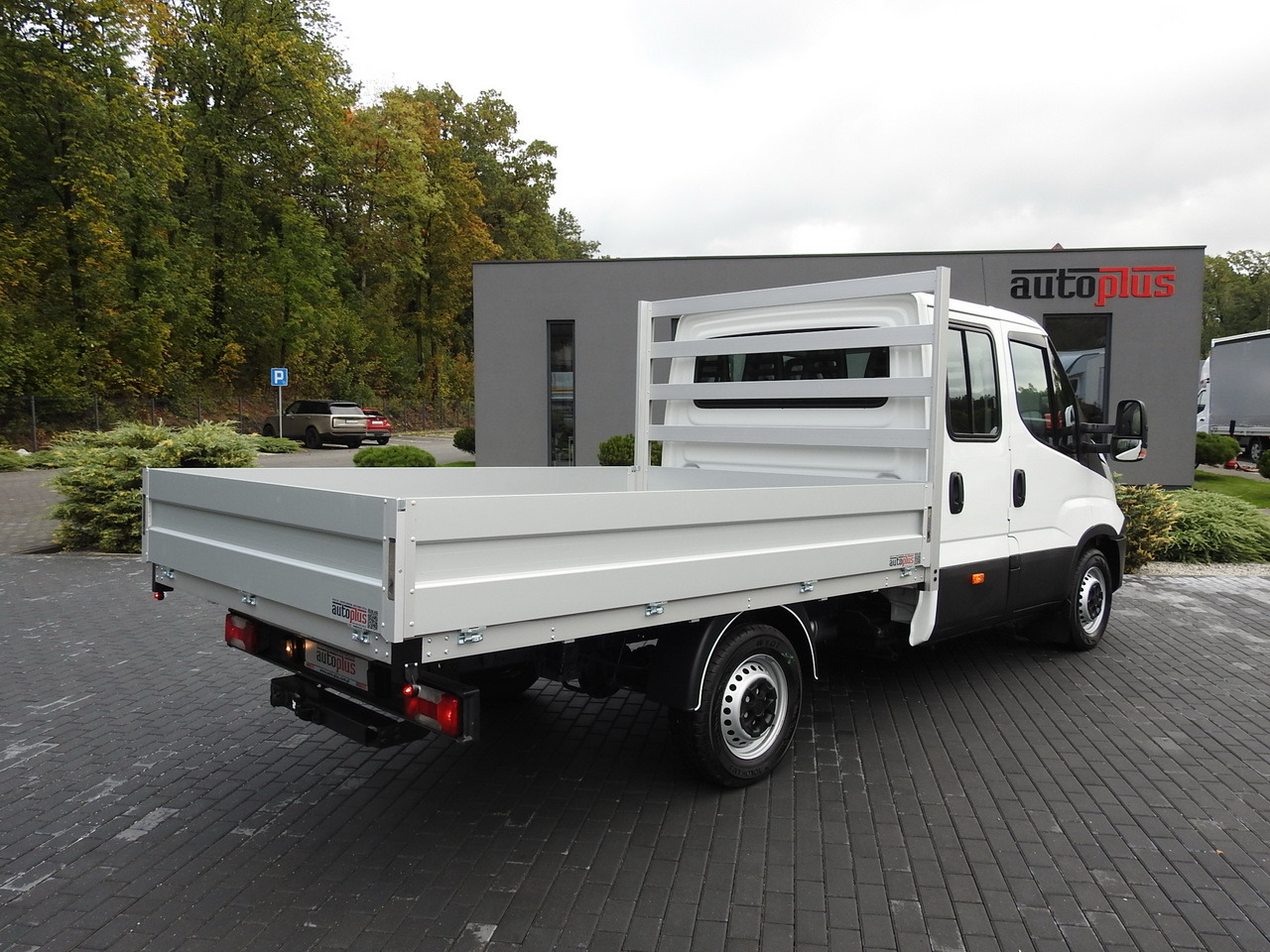 IVECO DAILY 35S15 STAKE BODY DOUBLE CABIN DOKA 7 SEATS AIR CONDITIONING 150HP - Açık kasa kamyonet: fotoğraf 3 IVECO DAILY 35S15 STAKE BODY DOUBLE CABIN DOKA 7 SEATS AIR CONDITIONING 150HP - Açık kasa kamyonet: fotoğraf 3