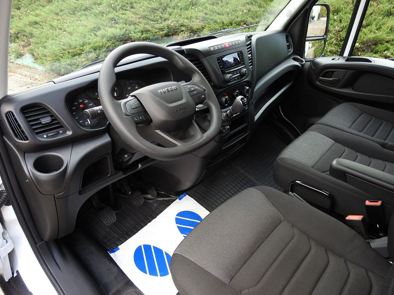 IVECO DAILY 35S16 NEW REGRIGERATOR BOX -10*C 8 PALLETS HEATING FUNCTION POWER SUPPLY 230V CRUISE CONTROL AIR CONDITIONING 160HP - Frigorifik kamyonet: fotoğraf 2 IVECO DAILY 35S16 NEW REGRIGERATOR BOX -10*C 8 PALLETS HEATING FUNCTION POWER SUPPLY 230V CRUISE CONTROL AIR CONDITIONING 160HP - Frigorifik kamyonet: fotoğraf 2