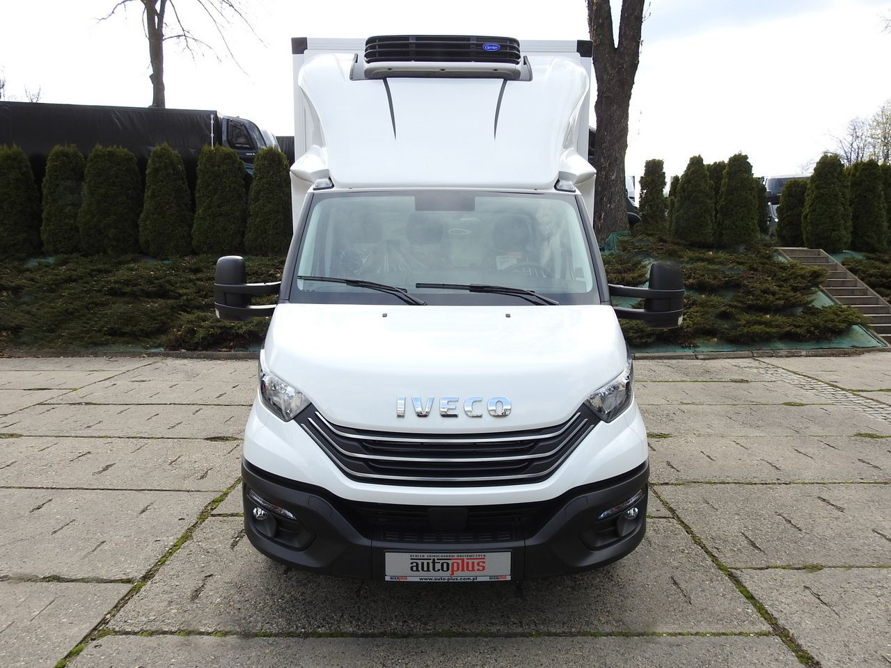 IVECO DAILY 35S16 NEW REGRIGERATOR BOX -10*C 8 PALLETS HEATING FUNCTION POWER SUPPLY 230V CRUISE CONTROL AIR CONDITIONING 160HP - Frigorifik kamyonet: fotoğraf 5 IVECO DAILY 35S16 NEW REGRIGERATOR BOX -10*C 8 PALLETS HEATING FUNCTION POWER SUPPLY 230V CRUISE CONTROL AIR CONDITIONING 160HP - Frigorifik kamyonet: fotoğraf 5