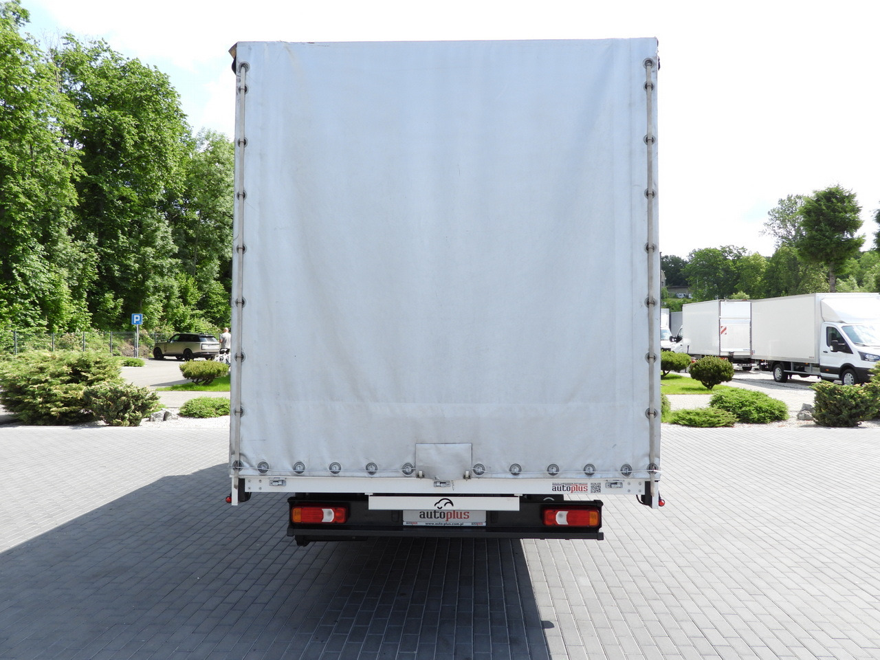 Tenteli kamyonet IVECO DAILY 35S18 TARPAULIN 10 PALLETS CRUISE CONTROL LED LIGHTS AIR CONDITIONING  180HP: fotoğraf 10