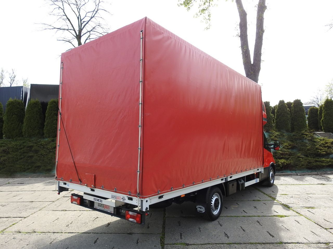 IVECO DAILY 35S18 TARPAULIN 10 PALLETS WEBASTO CRUISE CONTROL LED LIGHTS AIR CONDITIONING 180HP - Tenteli kamyonet: fotoğraf 3 IVECO DAILY 35S18 TARPAULIN 10 PALLETS WEBASTO CRUISE CONTROL LED LIGHTS AIR CONDITIONING 180HP - Tenteli kamyonet: fotoğraf 3