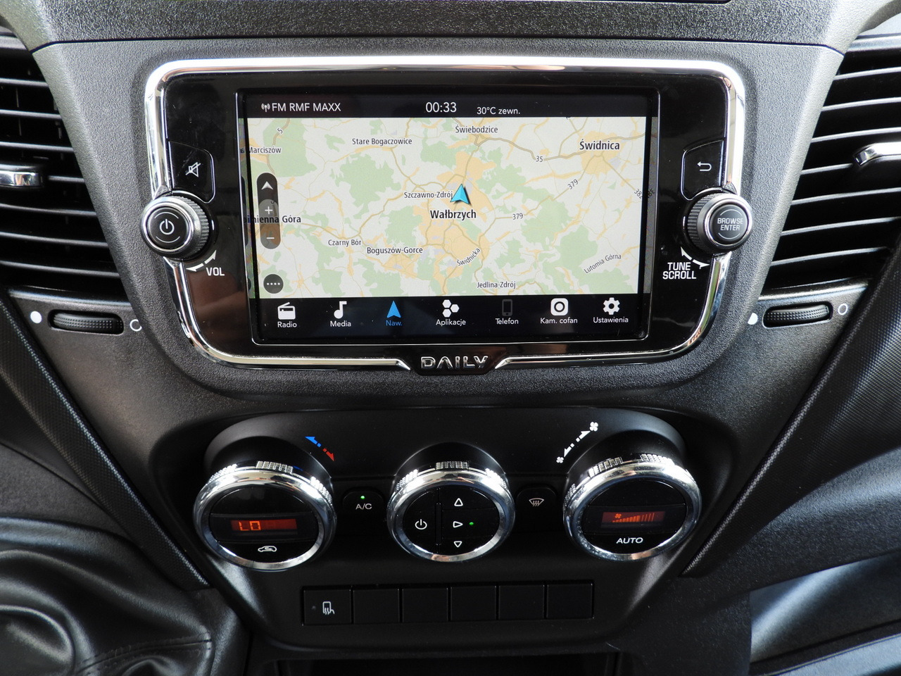 Tenteli kamyonet IVECO DAILY 35S18 TARPAULIN 10 PALLETS WEBASTO CRUISE CONTROL NAVIGATION LED LIGHTS AIR CONDITIONING  180HP: fotoğraf 37