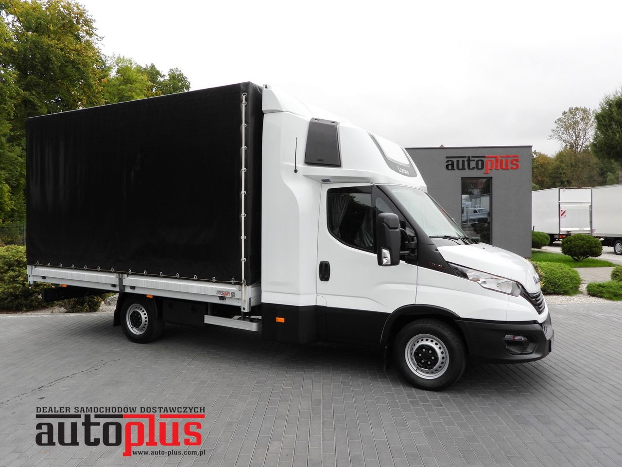 IVECO DAILY 35S18 TARPAULIN 10 PALLETS WEBASTO CRUISE CONTROL PNEUMATICS AIR CONDITIONING  180HP - Tenteli kamyonet: fotoğraf 1 IVECO DAILY 35S18 TARPAULIN 10 PALLETS WEBASTO CRUISE CONTROL PNEUMATICS AIR CONDITIONING  180HP - Tenteli kamyonet: fotoğraf 1