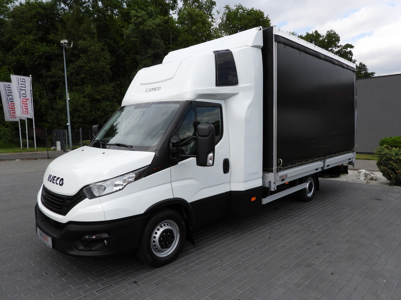IVECO DAILY 35S18 TARPAULIN LIFT 10 PALLETS WEBASTO CRUISE CONTROL PNEUMATICS AIR CONDITIONING 180HP - Tenteli kamyonet: fotoğraf 5 IVECO DAILY 35S18 TARPAULIN LIFT 10 PALLETS WEBASTO CRUISE CONTROL PNEUMATICS AIR CONDITIONING 180HP - Tenteli kamyonet: fotoğraf 5