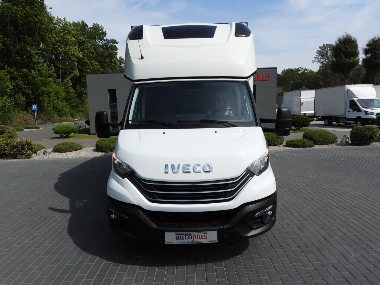 IVECO DAILY 35S18 TARPAULIN LIFT 8 PALLETS CRUISE CONTROL AIR CONDITIONING 180HP - Tenteli kamyonet: fotoğraf 5 IVECO DAILY 35S18 TARPAULIN LIFT 8 PALLETS CRUISE CONTROL AIR CONDITIONING 180HP - Tenteli kamyonet: fotoğraf 5