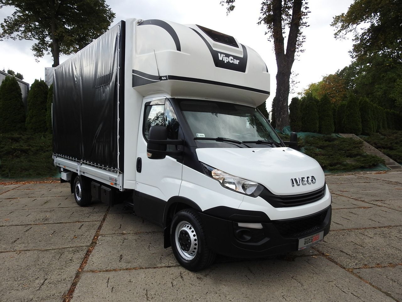 IVECO DAILY 35S18 TARPAULIN LIFT 8 PALLETS CRUISE CONTROL AIR CONDITIONING 180HP - Tenteli kamyonet: fotoğraf 4 IVECO DAILY 35S18 TARPAULIN LIFT 8 PALLETS CRUISE CONTROL AIR CONDITIONING 180HP - Tenteli kamyonet: fotoğraf 4