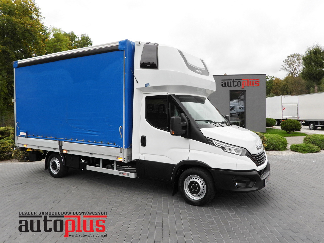 IVECO DAILY 35S18 TARPAULIN LIFT 8 PALLETS WEBASTO CRUISE CONTROL LED LIGHTS AIR CONDITIONING 180HP - Tenteli kamyonet: fotoğraf 1 IVECO DAILY 35S18 TARPAULIN LIFT 8 PALLETS WEBASTO CRUISE CONTROL LED LIGHTS AIR CONDITIONING 180HP - Tenteli kamyonet: fotoğraf 1