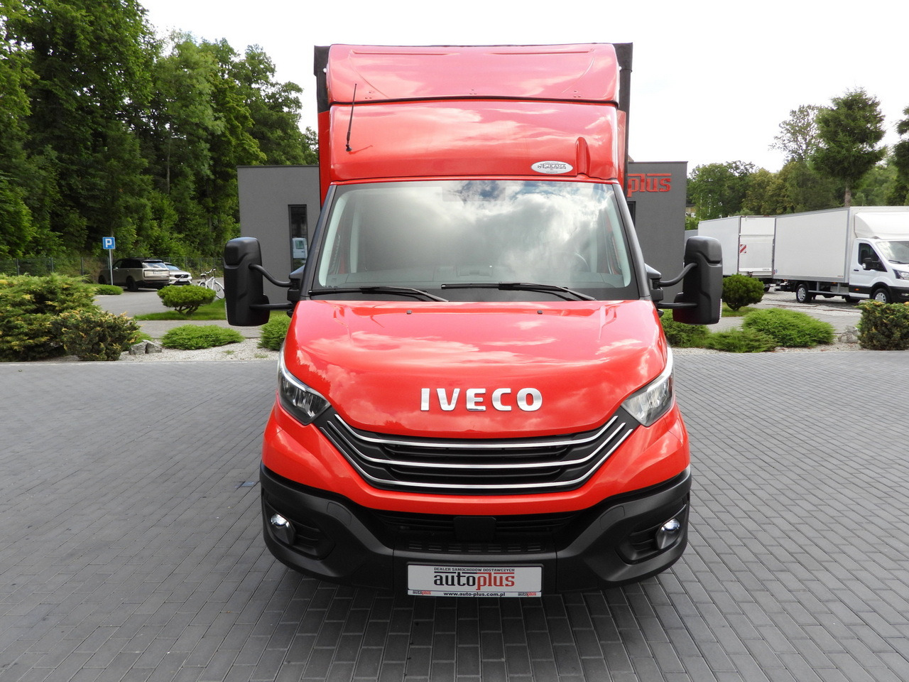 IVECO DAILY 35S21 TARPAULIN 10 PALLETS WEBASTO CRUISE CONTROL NAVIGATION LED LIGHTS PNEUMATICS AUTOMATIC TRANSMISSION HI-MATIC AIR CONDITIONING 210HP - Tenteli kamyonet: fotoğraf 5 IVECO DAILY 35S21 TARPAULIN 10 PALLETS WEBASTO CRUISE CONTROL NAVIGATION LED LIGHTS PNEUMATICS AUTOMATIC TRANSMISSION HI-MATIC AIR CONDITIONING 210HP - Tenteli kamyonet: fotoğraf 5