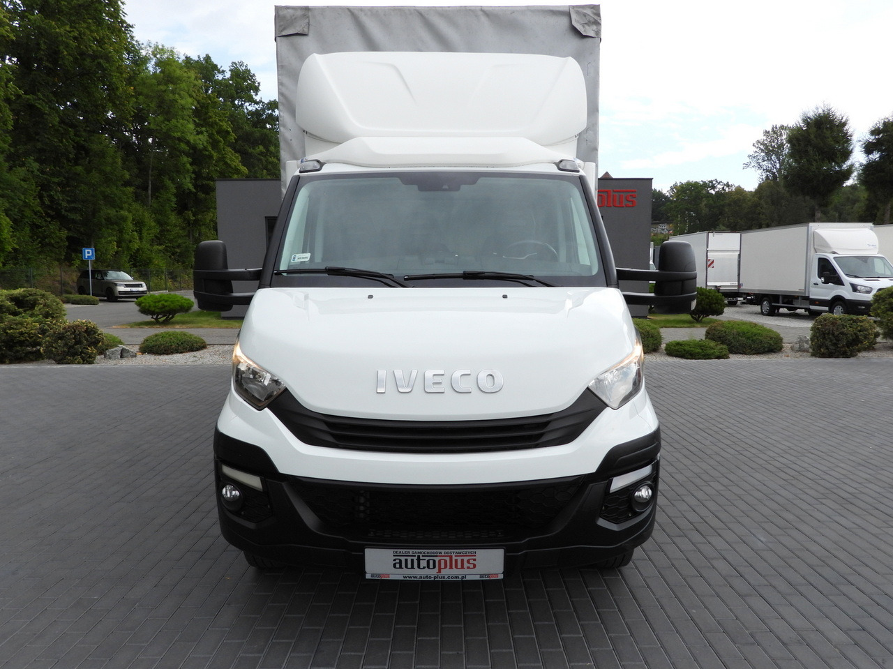 IVECO DAILY 50C15 TARPAULIN 12 PALLETS CRUISE CONTROL TWIN WHEELS AIR CONDITIONING 150HP - Tenteli kamyonet: fotoğraf 5 IVECO DAILY 50C15 TARPAULIN 12 PALLETS CRUISE CONTROL TWIN WHEELS AIR CONDITIONING 150HP - Tenteli kamyonet: fotoğraf 5