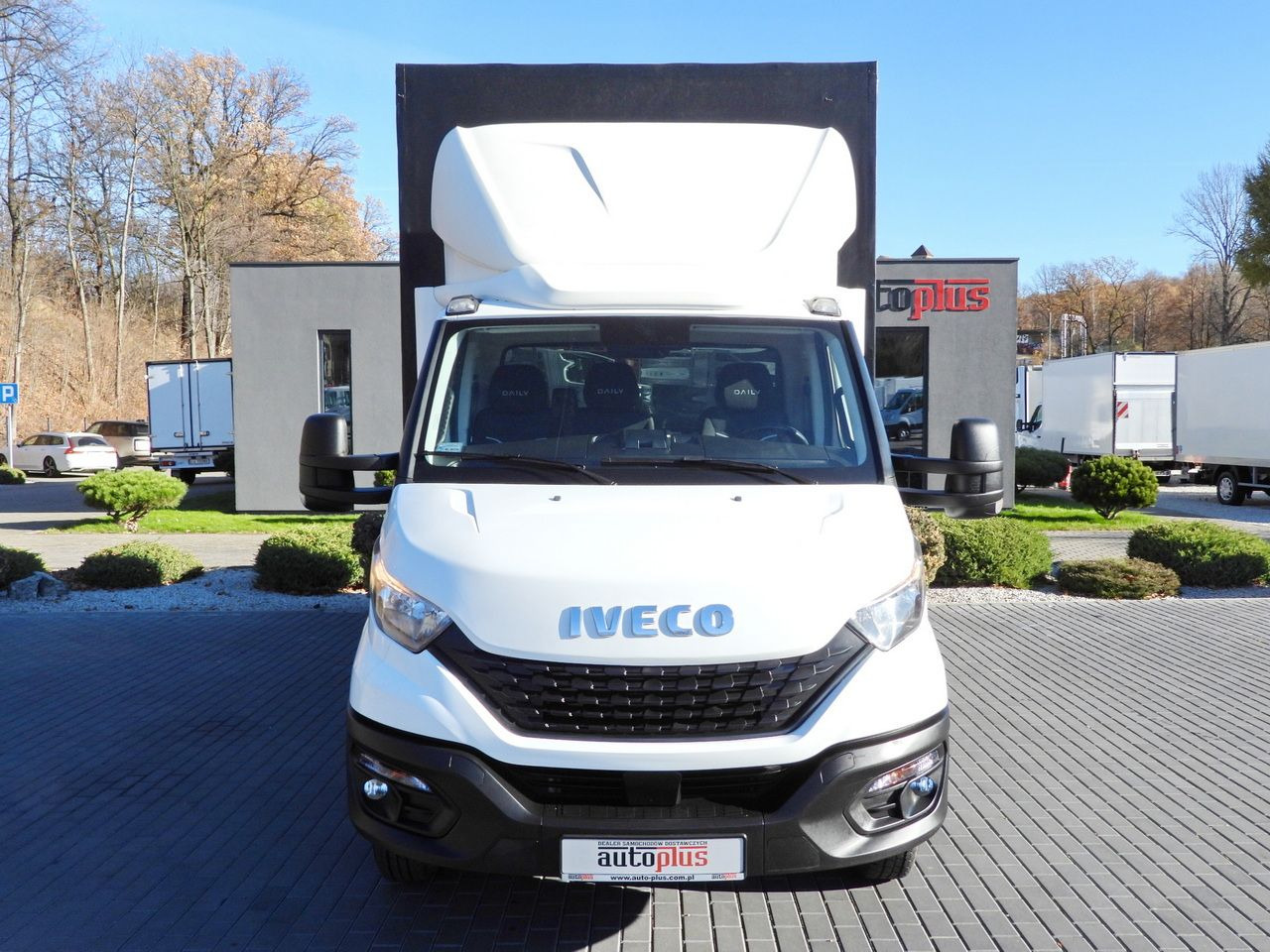 IVECO DAILY 50C17 TARPAULIN 10 PALLETS CRUISE CONTROL TWIN WHEELS AIR CONDITIONING 180HP - Tenteli kamyonet: fotoğraf 5 IVECO DAILY 50C17 TARPAULIN 10 PALLETS CRUISE CONTROL TWIN WHEELS AIR CONDITIONING 180HP - Tenteli kamyonet: fotoğraf 5