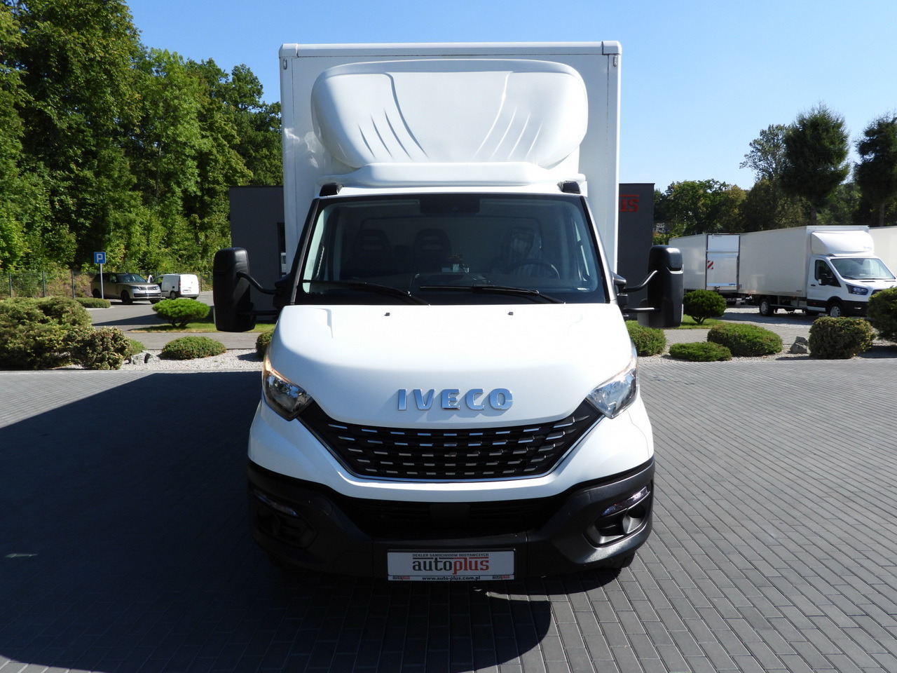 IVECO DAILY 72C18 LIFT 14 PALLETS CRUISE CONTROL PNEUMATICS AUTOMATIC TRANSMISSION HI-MATIC TWIN WHEELS AIR CONDITIONING 180HP - Kapalı kasa kamyon: fotoğraf 5 IVECO DAILY 72C18 LIFT 14 PALLETS CRUISE CONTROL PNEUMATICS AUTOMATIC TRANSMISSION HI-MATIC TWIN WHEELS AIR CONDITIONING 180HP - Kapalı kasa kamyon: fotoğraf 5