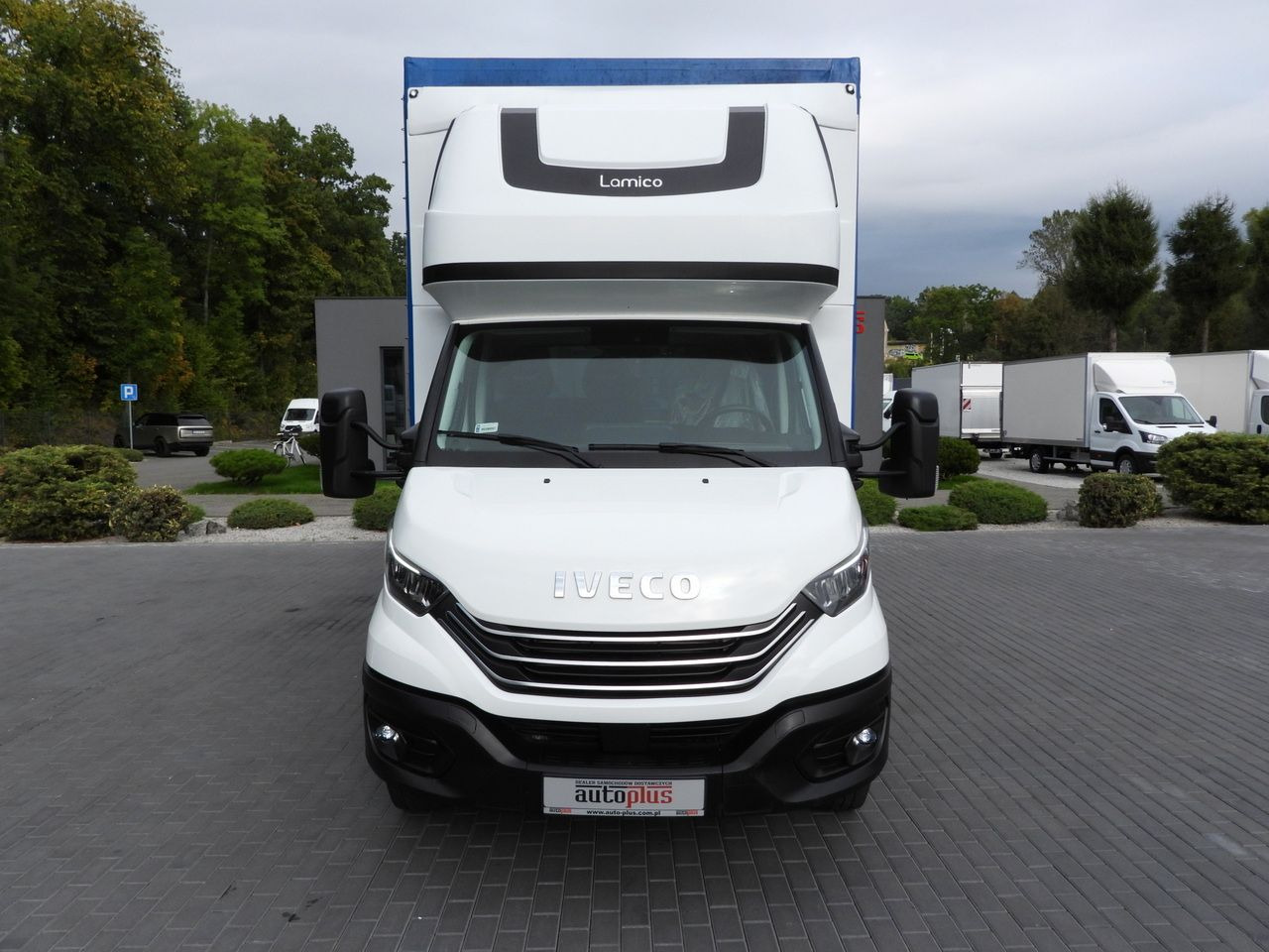 IVECO DAILY 72C18 TARPAULIN LIFT 14 PALLETS WEBASTO CRUISE CONTROL LED LIGHTS TWIN WHEELS AIR CONDITIONING 180HP - Tenteli kamyon: fotoğraf 5 IVECO DAILY 72C18 TARPAULIN LIFT 14 PALLETS WEBASTO CRUISE CONTROL LED LIGHTS TWIN WHEELS AIR CONDITIONING 180HP - Tenteli kamyon: fotoğraf 5