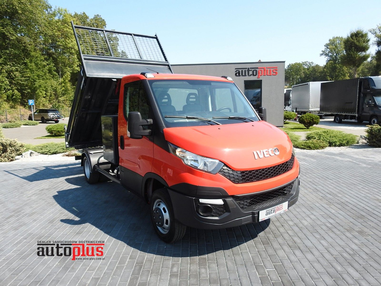 Iveco DAILY 35C13 KIPPER TEMPOMAT A/C ZWILLINGSRÄDER - Damperli kamyonet: fotoğraf 1 Iveco DAILY 35C13 KIPPER TEMPOMAT A/C ZWILLINGSRÄDER - Damperli kamyonet: fotoğraf 1