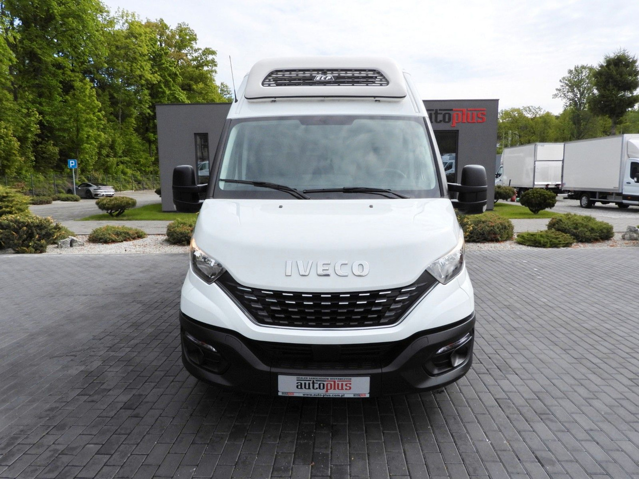 Iveco DAILY 35S14 KÜHLKASTENWAGEN-10*C TEMPOMAT - Frigorifik kamyonet: fotoğraf 5 Iveco DAILY 35S14 KÜHLKASTENWAGEN-10*C TEMPOMAT - Frigorifik kamyonet: fotoğraf 5