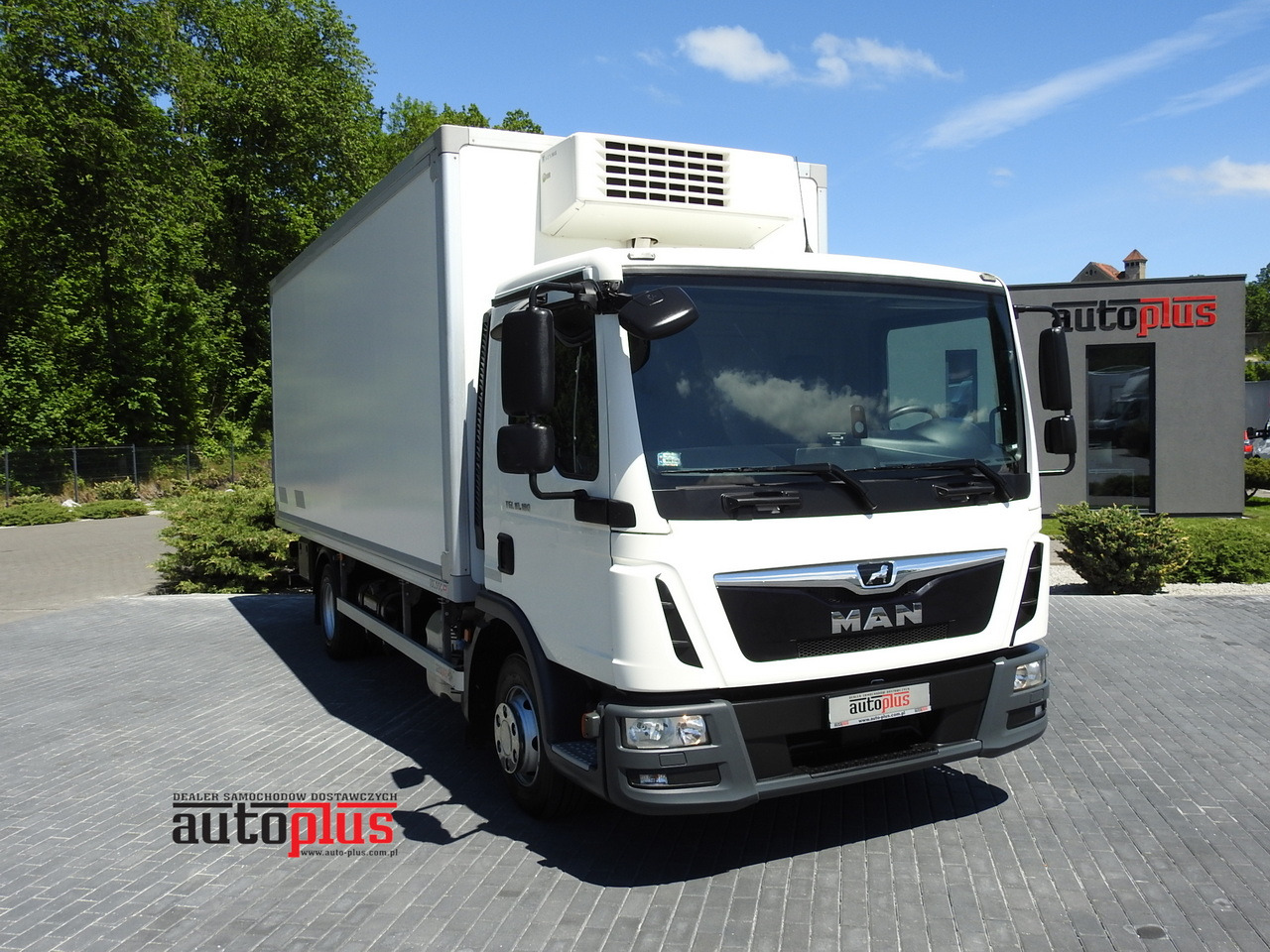 MAN TGL 10.180 REGRIGERATOR BOX -20*C 11 PALLETS POWER SUPPLY 230V AIR CONDITIONING PNEUMATICS TWIN WHEELS 180HP - Refrijeratör kamyon: fotoğraf 1 MAN TGL 10.180 REGRIGERATOR BOX -20*C 11 PALLETS POWER SUPPLY 230V AIR CONDITIONING PNEUMATICS TWIN WHEELS 180HP - Refrijeratör kamyon: fotoğraf 1