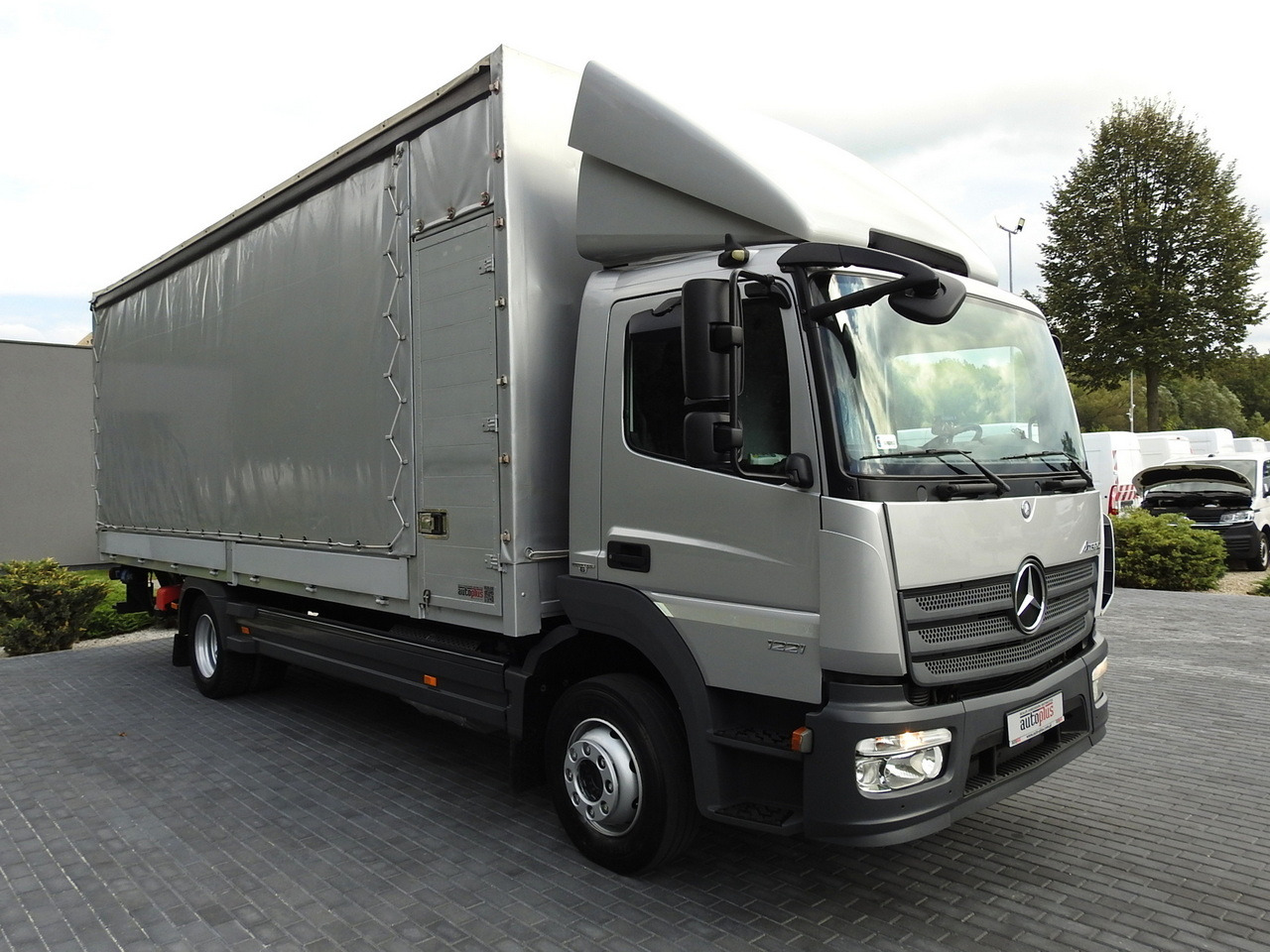 MERCEDES ATEGO 1221 TARPAULIN LIFT 16 PALLETS WEBASTO AIR CONDITIONING PNEUMATICS TWIN WHEELS 230HP - Tenteli kamyonet: fotoğraf 4 MERCEDES ATEGO 1221 TARPAULIN LIFT 16 PALLETS WEBASTO AIR CONDITIONING PNEUMATICS TWIN WHEELS 230HP - Tenteli kamyonet: fotoğraf 4