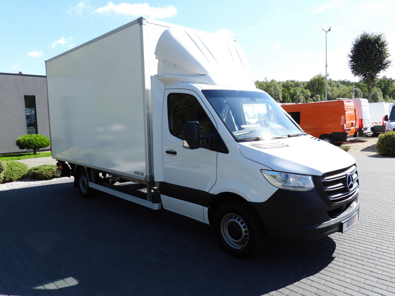 MERCEDES SPRINTER 315 BOX LIFT 8 PALLETS AIR CONDITIONING 150HP - Kapalı kasa kamyonet: fotoğraf 4 MERCEDES SPRINTER 315 BOX LIFT 8 PALLETS AIR CONDITIONING 150HP - Kapalı kasa kamyonet: fotoğraf 4